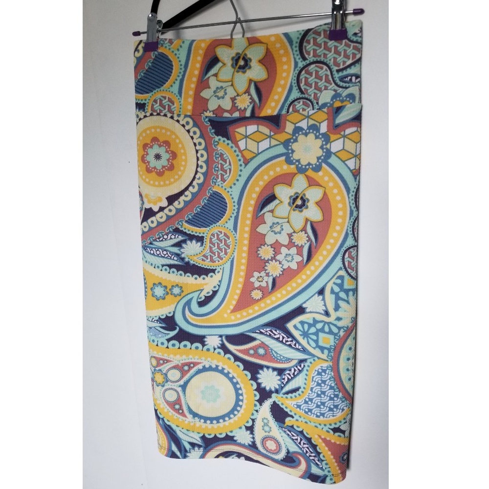 Lularoe Quilted Cassie